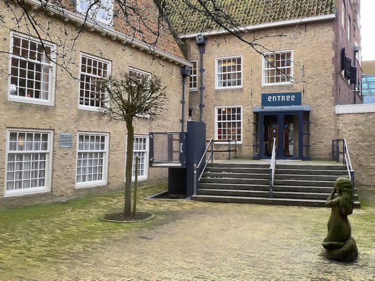 Hefplateau Zuiderzee Museum Enkhuizen, Domilift H-3000 JRUA